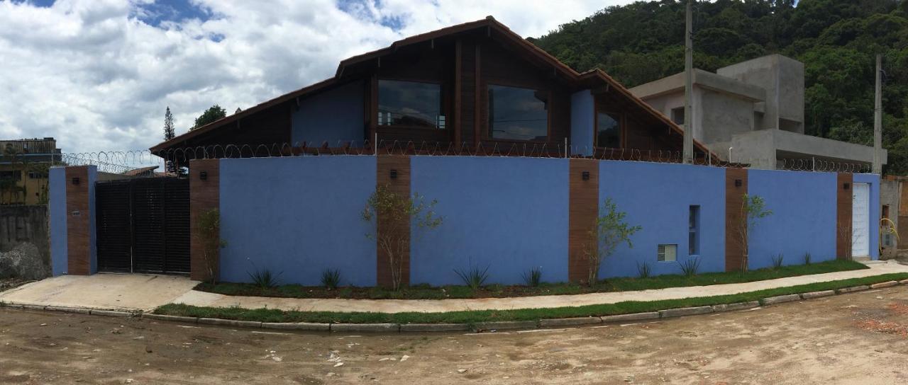 Cottage Praia Do Tombo 瓜鲁雅 外观 照片